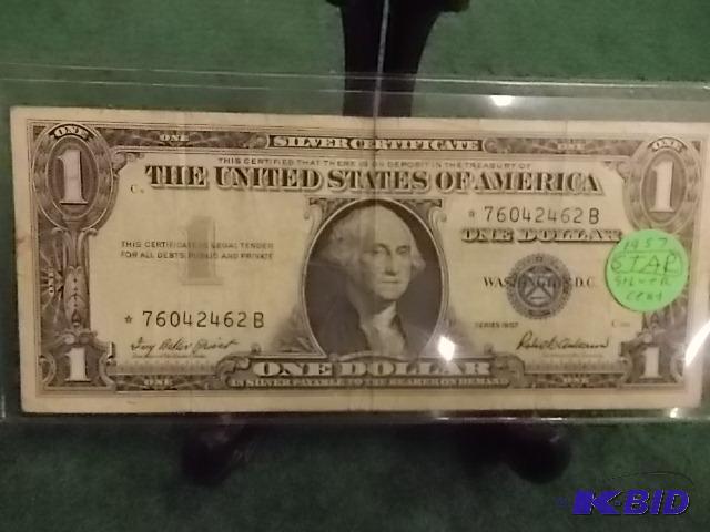 lot 3 image: US $1 Silver Certificate 1957...