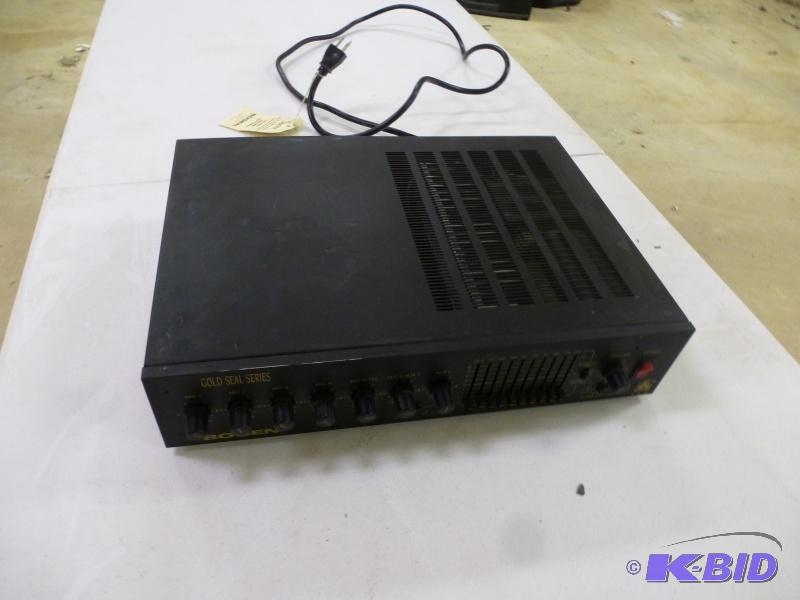 lot 31 image: Bogen&nbspAmplifier Gold seal series 150 4 ...
