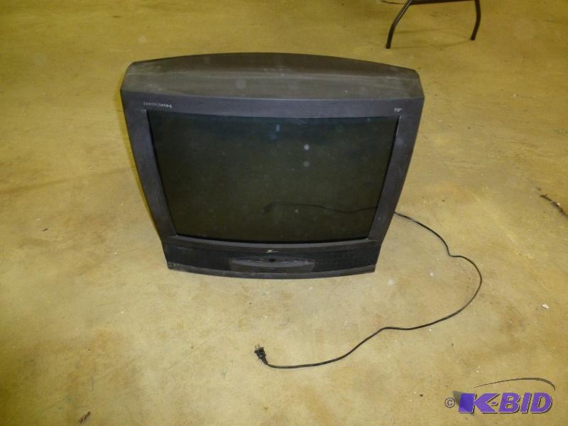 lot 51 image: Panosanic&nbsp27" TV 110V In working co...