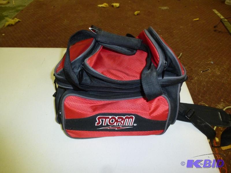 lot 71 image: Storm&nbspBowling ball bag Red & black ...