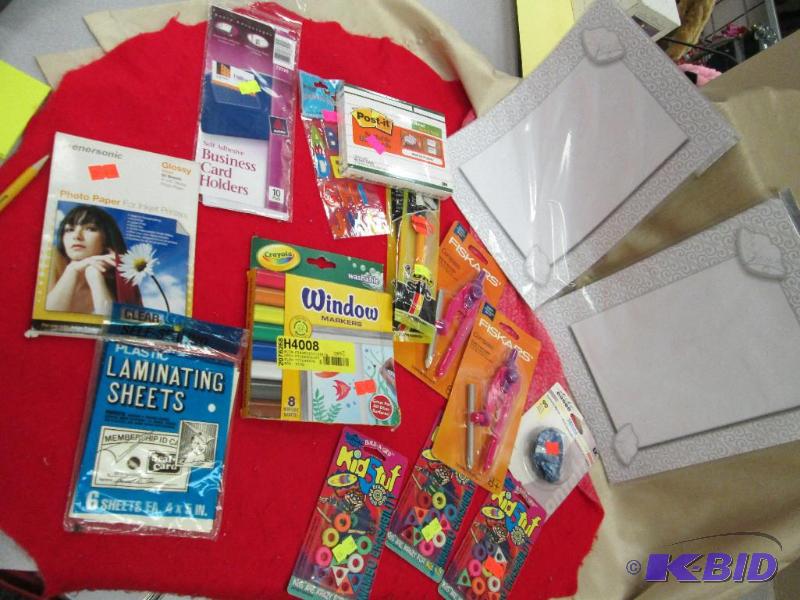 lot 11 image: Qty 16 Self Adhesive card holders, Enersonic ...