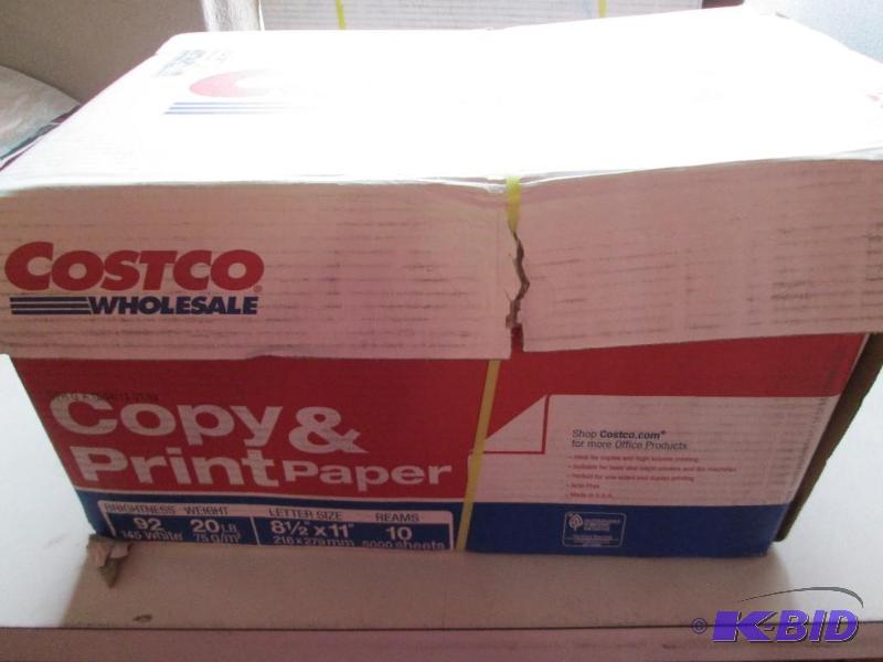 lot 205 image: Costco wholesale 10 reams 5000 sheets 8.5 x 1...