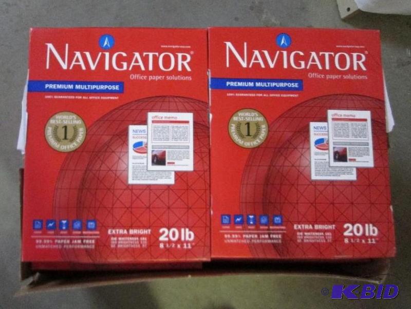 lot 213 image: Navigator 20lb paper case of 10 reams 5000 sh...
