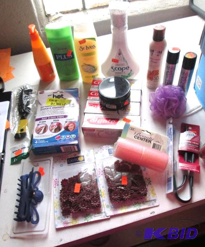 lot 225 image: mixed lot of hair and beauty products, shampo...