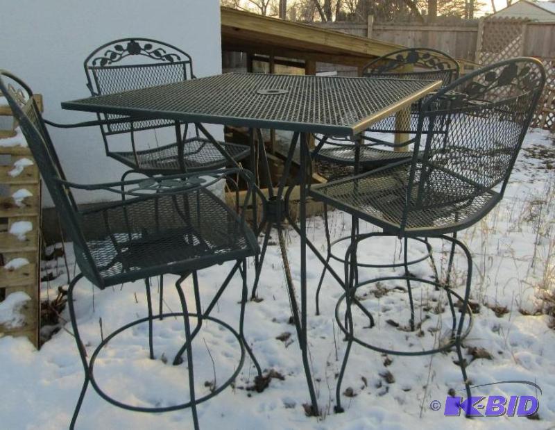 Metal patio furniture set, dark green color. ...