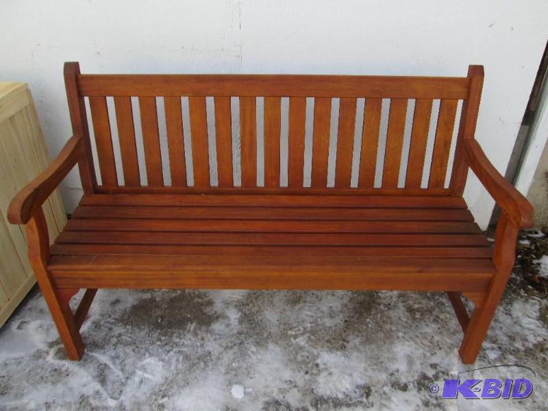 Heavy solid wood indoor or outdoor bench, 5 f...