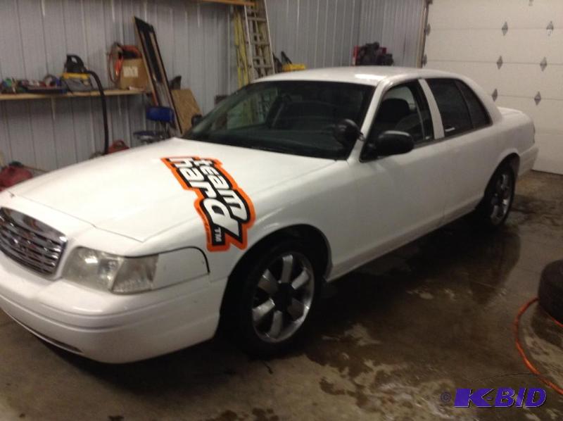 2003 Ford Crown Victoria