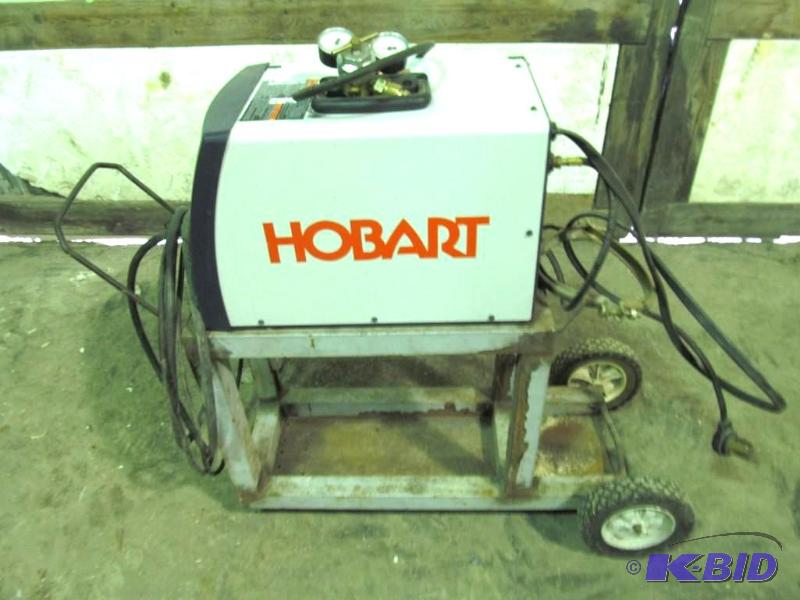 Hobart,180 Wire feed Welder  220 Single phas...