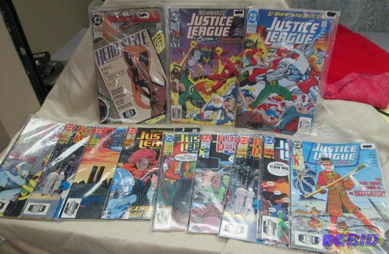 lot 1 image: Qty 14 Justice League- Near mint condition...