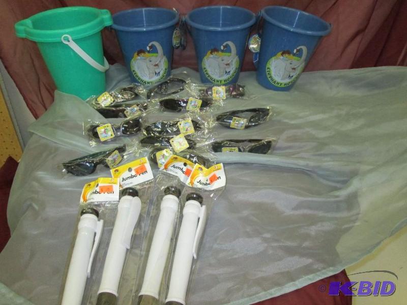 lot 219 image: kids sunglasses 12 pair, 4 jumbo size pens, p...