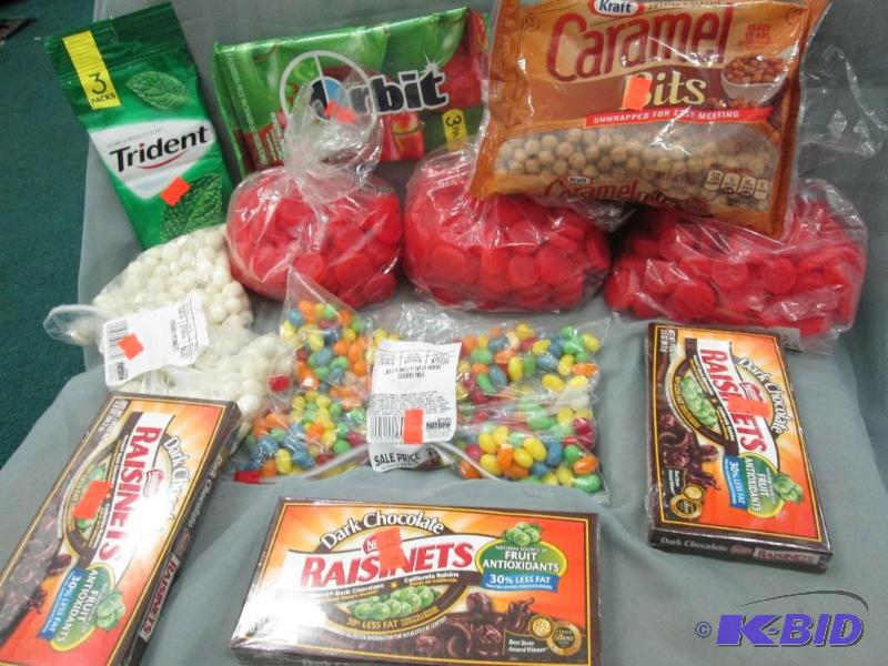 lot 280 image: raisinets, trident gum, yogurt peanuts, juju ...