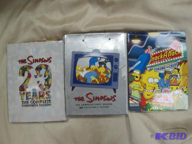 lot 29 image: The Simpsons 20 Years the complete twentieth ...