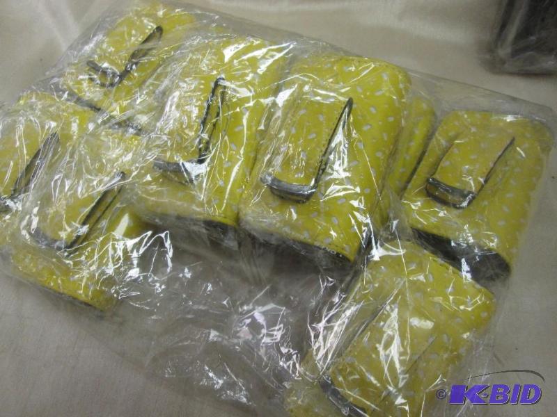 lot 323 image: phone cases, two packages...