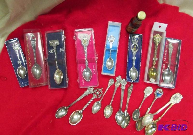lot 54 image: Assortment of spoons from Illinois, Mantoba, ...