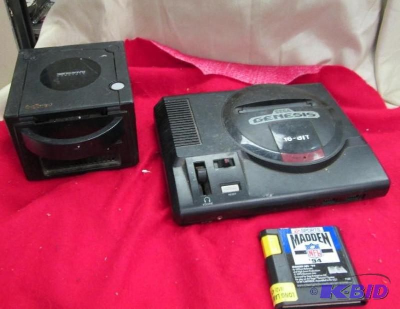 lot 67 image: Sega Genesis 16 bit, Sports Madden NFL 94, an...
