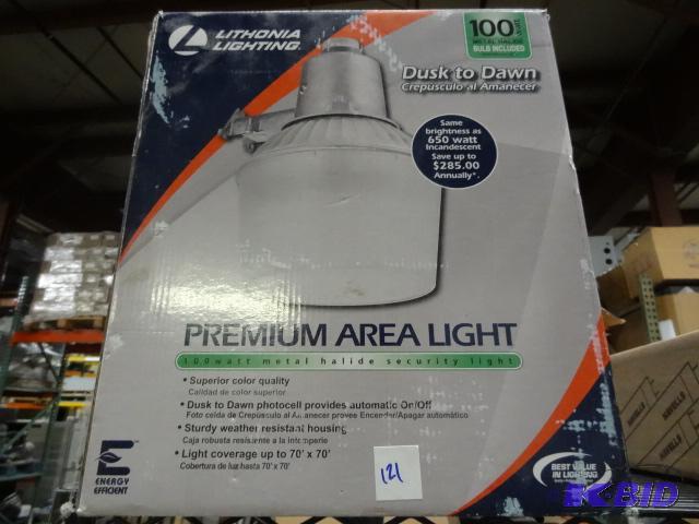 lot 121 image: Used Lithonia Lighting dusk to dawn premiun a...