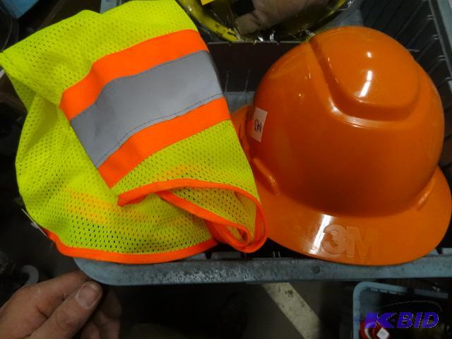 lot 143 image: Orange safety hard hat by 3m  a class 2 safe...