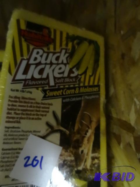 lot 201 image: New quantity 3 buck lickers flavored salt blo...