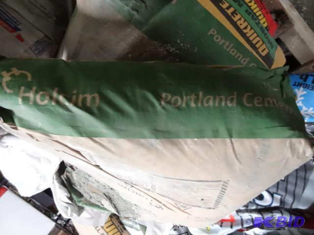 lot 204 image: New lot of quantity 4 bags of cement products...