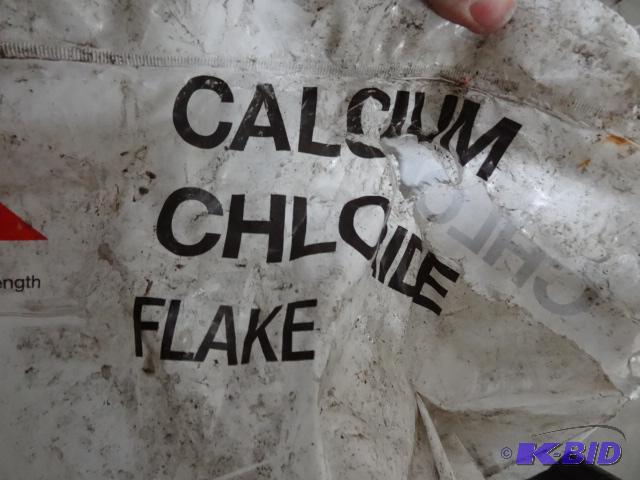 lot 21 image: New quantity 1 bag of calcium chloride ice m...