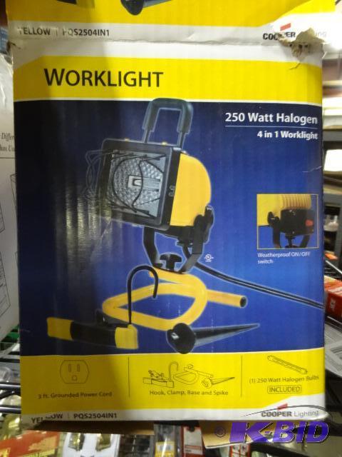 lot 311 image: New Cooper lighting brand halogen work light....
