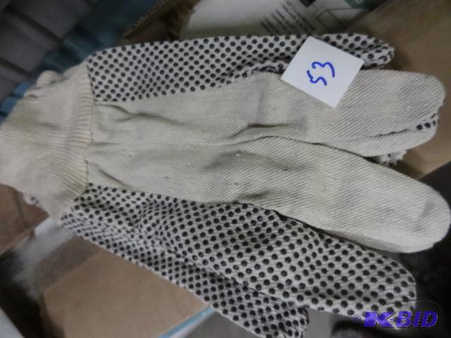 lot 53 image: New quantity 4 pair of cotton gloves with rub...
