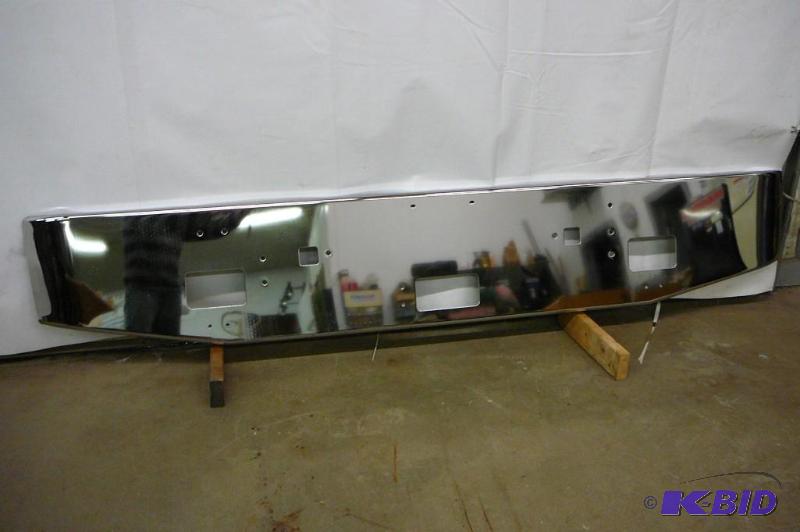International Semi Truck Front Bumper Chrome ...