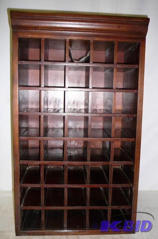 Wine Rack Howard Miller model 695-027 Holds 4...