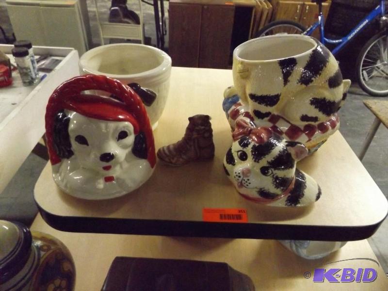 Cat and Dog Cookie Jars, some cracks, boot fi...