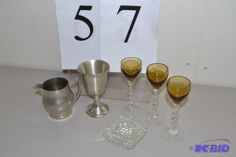 lot 57 image: Assort glass & pewter