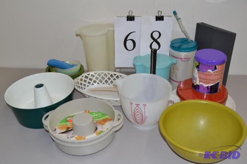 lot 68 image: Misc kitchenware