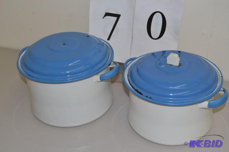 lot 70 image: Enamelware