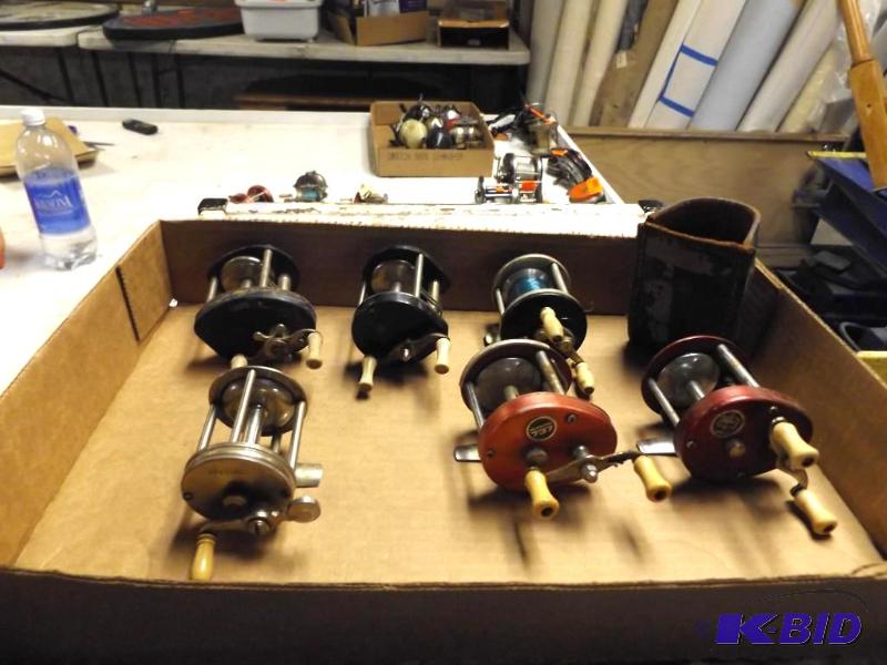 6 older fishing reels...