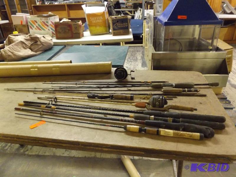 Lot of fishing rod pieces (broken) and shippi...