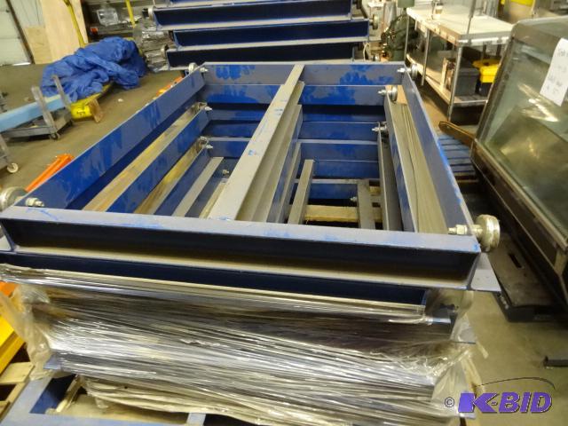 Sliding Panels for Pallets Used in a Pallet R...