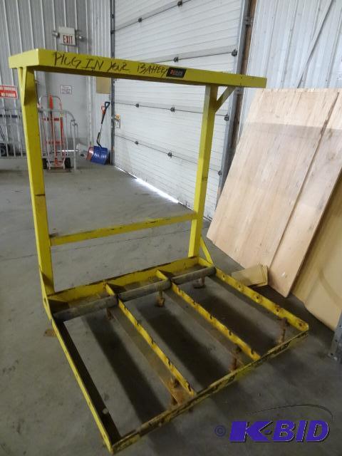 Fork Lift Battery Rack. DHS B615-3. Missing s...