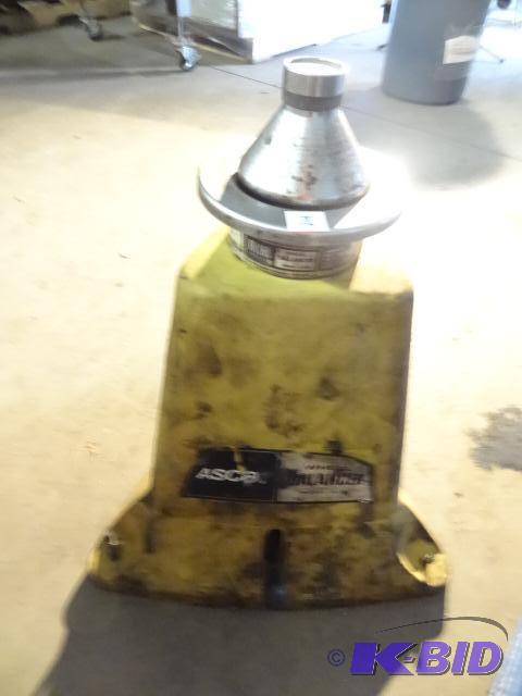 ASCO Wheel Balancer, Model M-76...