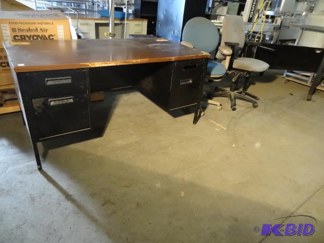 Metal Office Desk. 2 Office Chairs on Wheels....