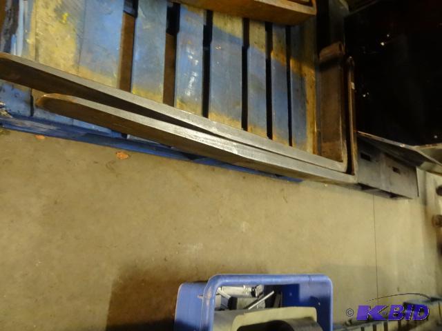 Set of Pallet Forks 48 X 4...
