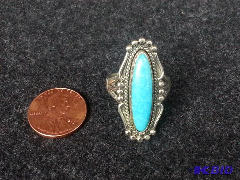 Vintage Ladies Sterling .925 () Navajo Turquiose Ring