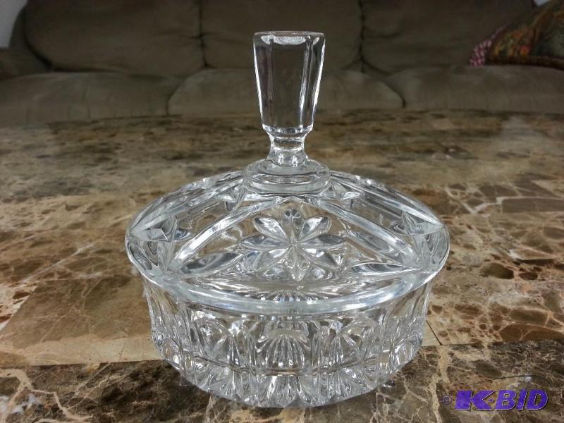 High-end Heavy, Thick Cut Covered, Footed Candy Crystal Dish