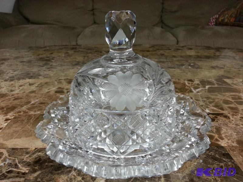 High-end Heavy, Thick Cut Etched, Covered Crystal Dish