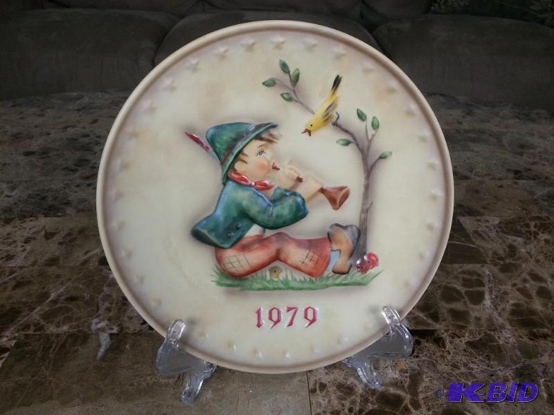 Goebel Hummel 1979 Annual Collectors Plate w Box