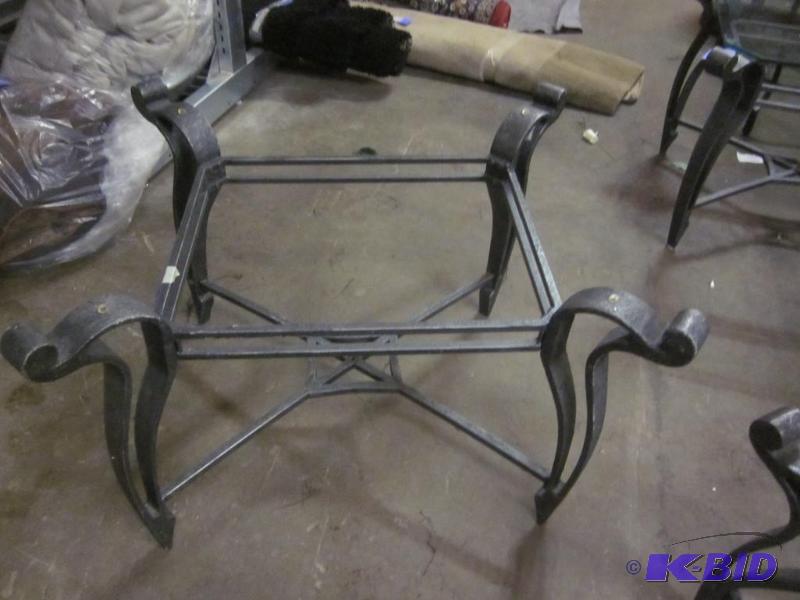 metal end table no glass.  &nbsp  &nbsp...