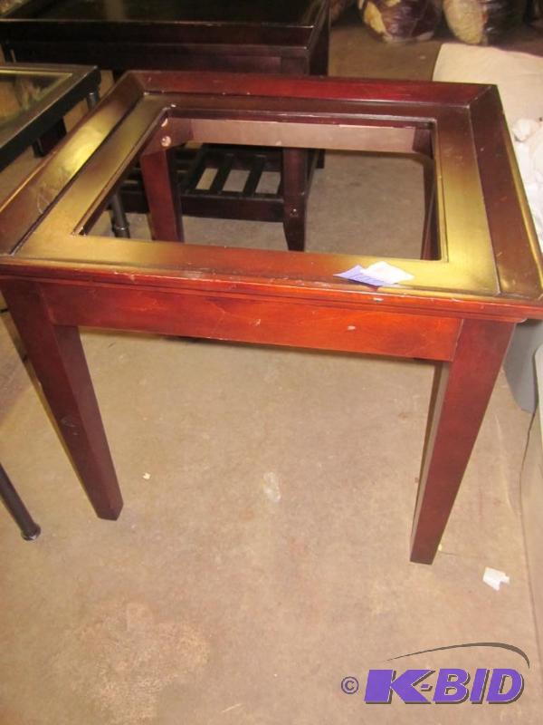 wood end table no glass.  &nbsp  &nbsp...