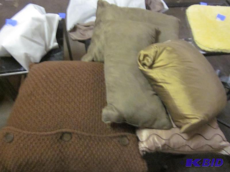 Lot of five accent pillows.  &nbsp  &nbsp...