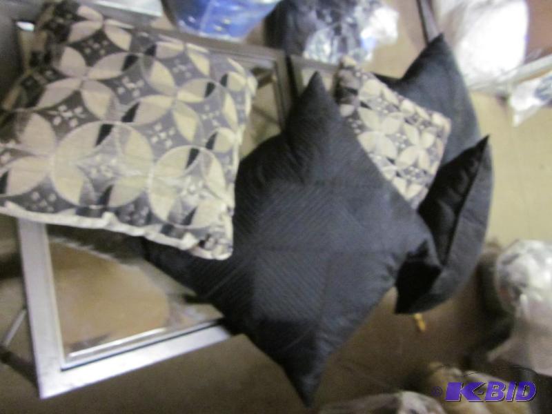 Lot of five accent pillows.  &nbsp  &nbsp...