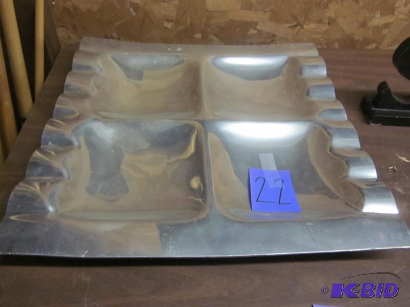 Large metal serving tray.&nbsp  &nbsp  &nbs...