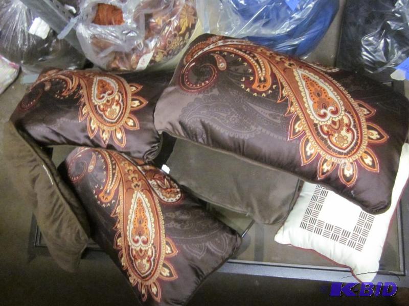 Lot of five accent pillows.  &nbsp  &nbsp...