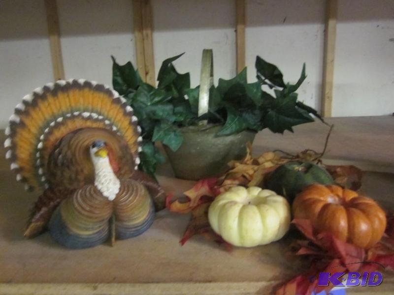 Lot of decorative seasonal items.  &nbsp  &n...